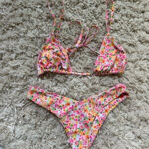 Kulani Kinis Bikini Set